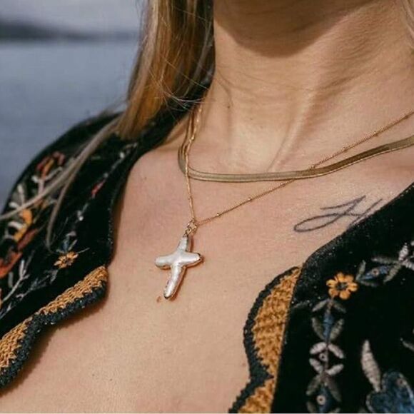 cross necklace N1039 - Picture 2 of 5